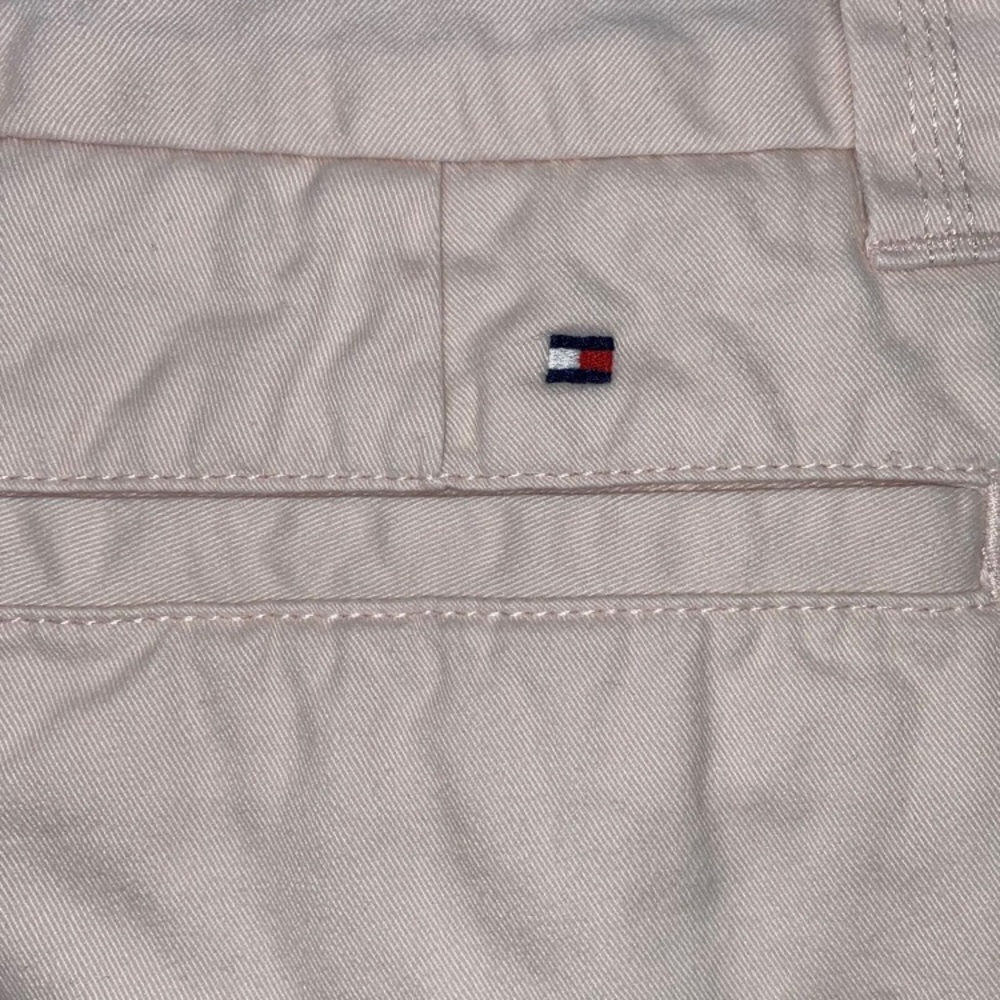 Tommy Hilfiger Women's 100% Cotton 5” Chino Pink Shorts Side Pockets Size 12